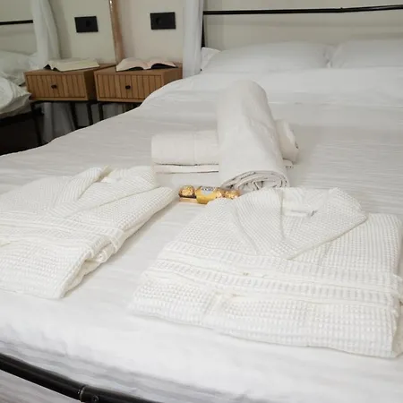 Apartment Cozy Hideaway Your Urban Escape *