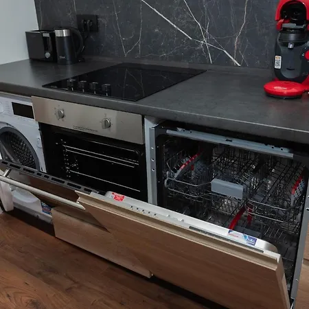 Apartment Cozy Hideaway Your Urban Escape *