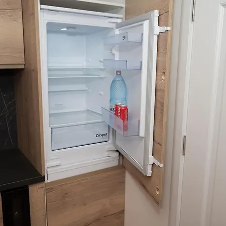 Cozy Hideaway Your Urban Escape *