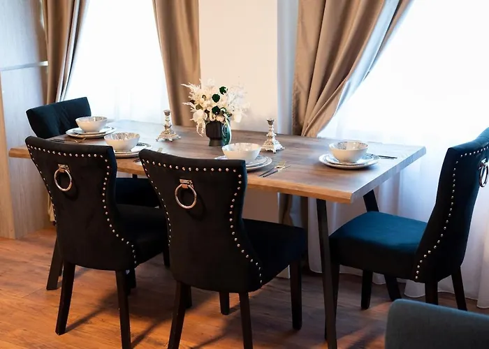 Cozy Hideaway Your Urban Escape クラヨーヴァ