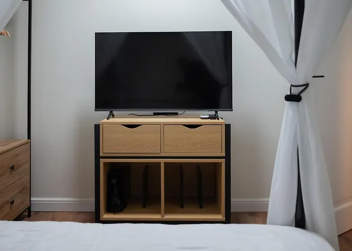 Cozy Hideaway Your Urban Escape